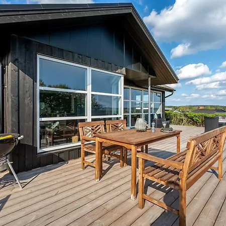 Stavros - 100m From The Sea By Interhome *